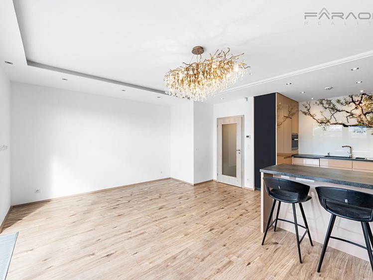 Prodej  rodinného domu 136 m², pozemek 155 m² - foto 4