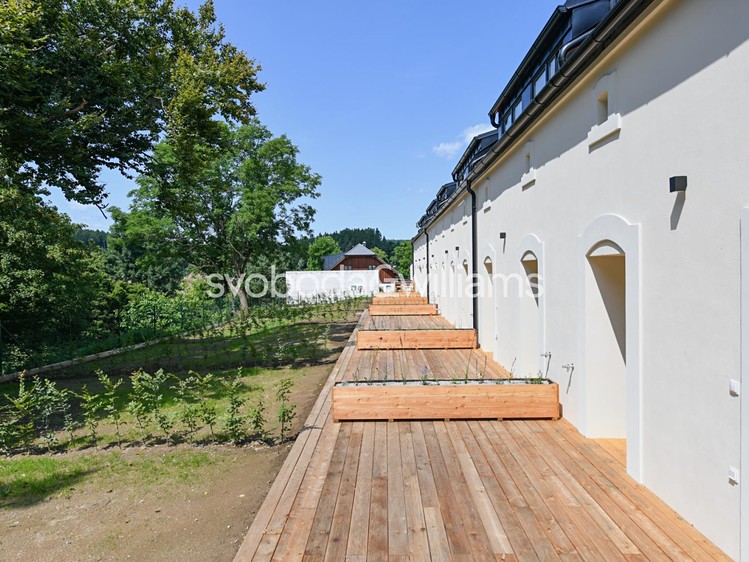 Prodej rodinného domu 187 m², pozemek 308 m² - foto 4