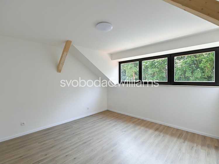 Prodej rodinného domu 187 m², pozemek 308 m² - foto 5