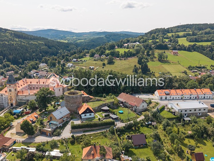 Prodej rodinného domu 187 m², pozemek 308 m² - foto 7