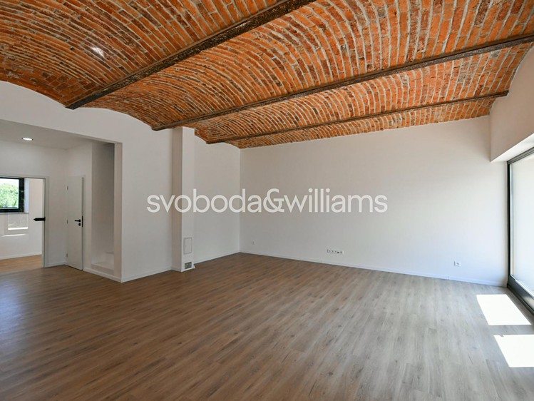 Prodej rodinného domu 160 m², pozemek 344 m² - foto 2