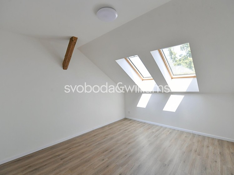 Prodej rodinného domu 160 m², pozemek 344 m² - foto 8