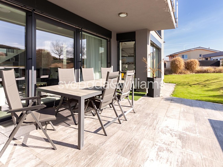 Prodej rodinného domu 203 m², pozemek 1 465 m² - foto 8