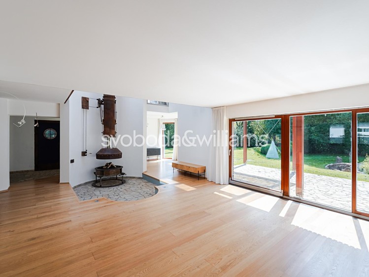 Prodej vily 378 m², pozemek 1 504 m² - foto 3