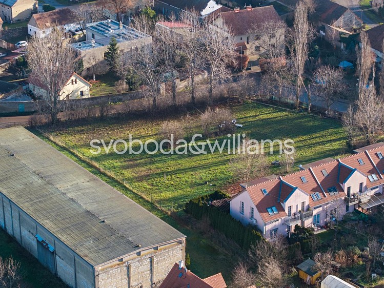 Prodej rodinného domu 447 m², pozemek 2 412 m² - foto 3