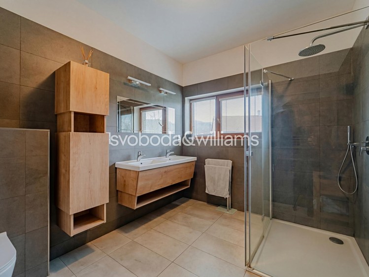 Prodej rodinného domu 108 m², pozemek 2 014 m² - foto 8