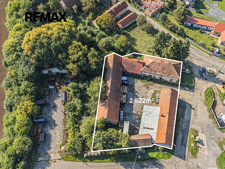 Prodej  zemědělské usedlosti 244 m², pozemek 2 522 m² - foto 8