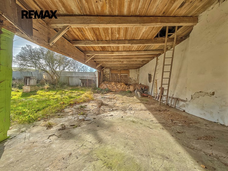 Prodej  zemědělské usedlosti 745 m², pozemek 4 109 m² - foto 8