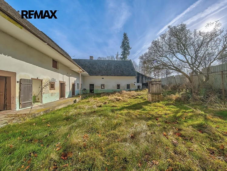 Prodej  zemědělské usedlosti 745 m², pozemek 4 109 m² - foto 6
