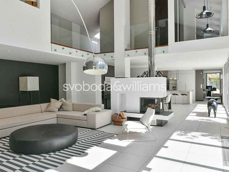 Prodej rodinného domu 338 m², pozemek 1 564 m² - foto 3