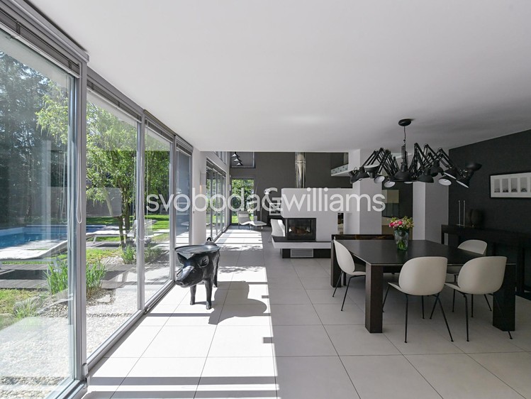 Prodej rodinného domu 338 m², pozemek 1 564 m² - foto 5