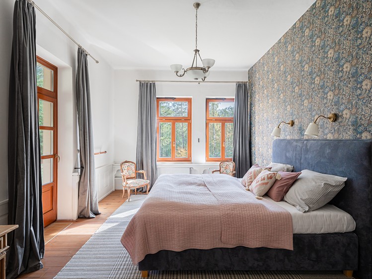 Prodej rodinného domu 350 m², pozemek 3 559 m² - foto 7
