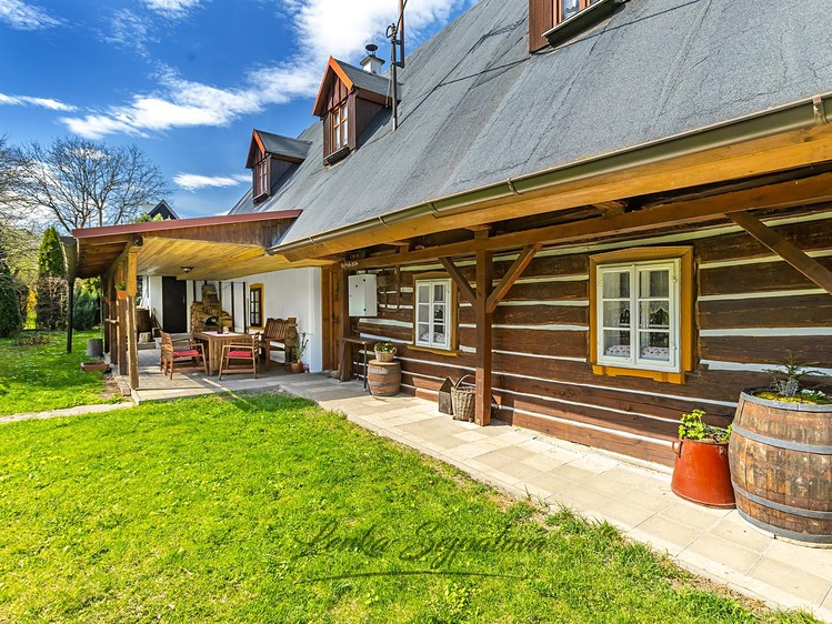Prodej chalupy 202 m², pozemek 640 m² - foto 3