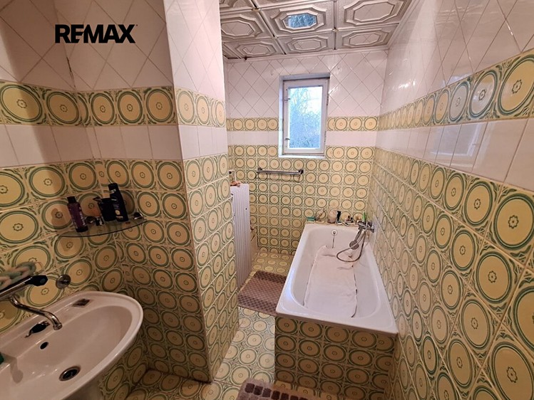 Prodej rodinného domu 187 m², pozemek 969 m² - foto 4