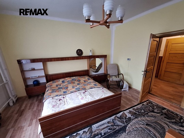Prodej rodinného domu 187 m², pozemek 969 m² - foto 5