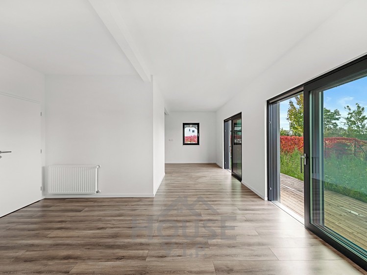 Prodej rodinného domu 136 m², pozemek 1 004 m² - foto 2