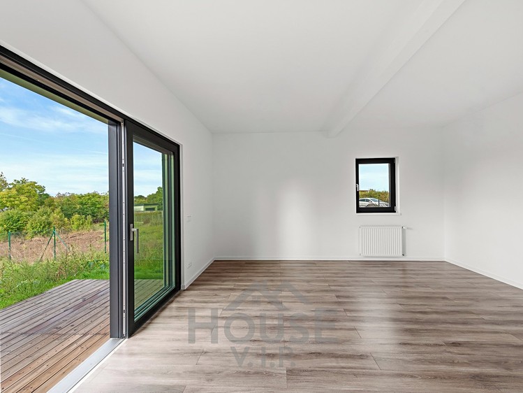 Prodej rodinného domu 136 m², pozemek 1 004 m² - foto 6