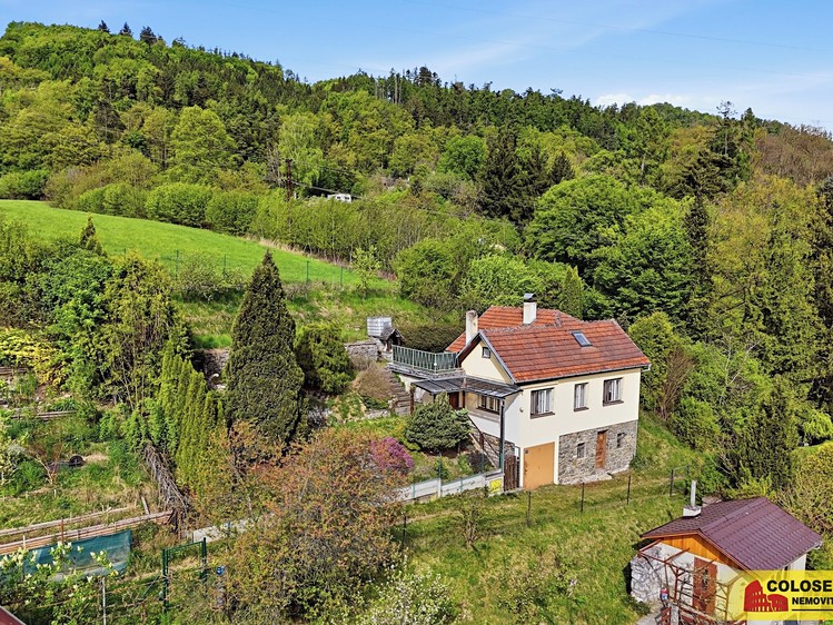Prodej chalupy 87 m², pozemek 729 m² - foto 2