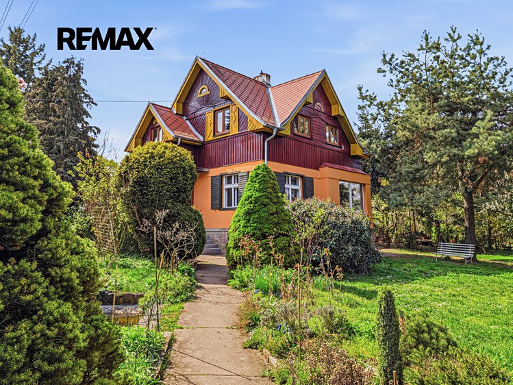 Prodej rodinného domu 115 m², pozemek 1 230 m² - foto 1