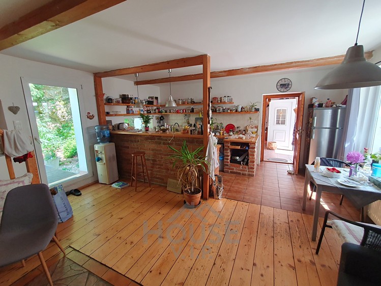 Prodej rodinného domu 206 m², pozemek 420 m² - foto 8