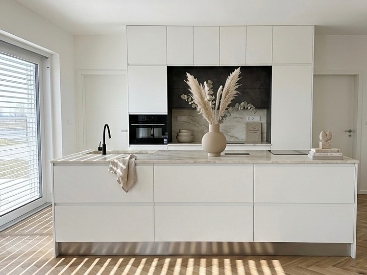 Prodej rodinného domu 143 m², pozemek 806 m² - foto 4