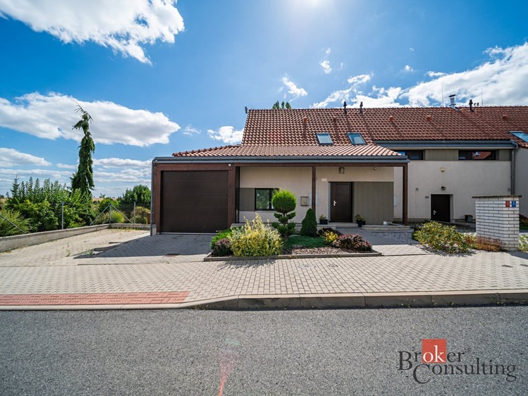 Prodej rodinného domu 154 m², pozemek 646 m² - foto 6