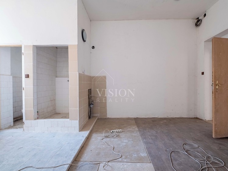 Prodej  rodinného domu 421 m², pozemek 444 m² - foto 4