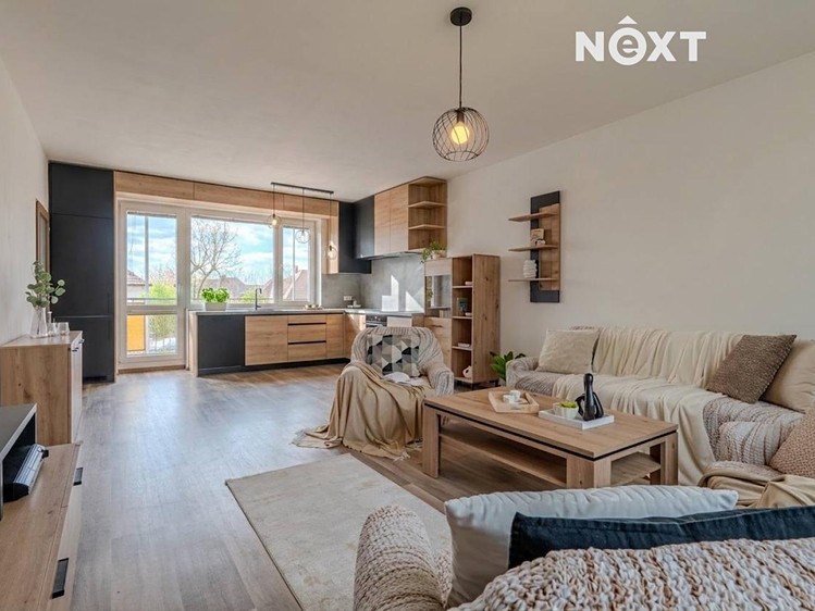 Prodej rodinného domu 188 m², pozemek 737 m² - foto 5