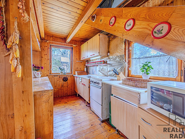 Prodej chaty 60 m², pozemek 664 m² - foto 5