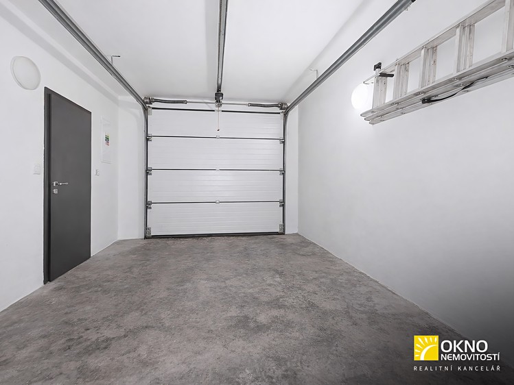 Prodej rodinného domu 185 m², pozemek 618 m² - foto 8