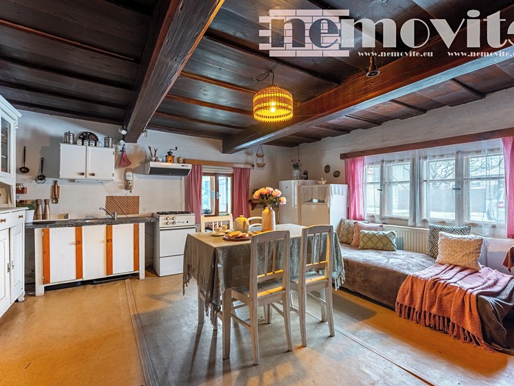 Prodej rodinného domu 97 m², pozemek 894 m² - foto 7