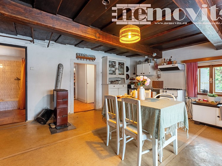 Prodej rodinného domu 97 m², pozemek 894 m² - foto 6