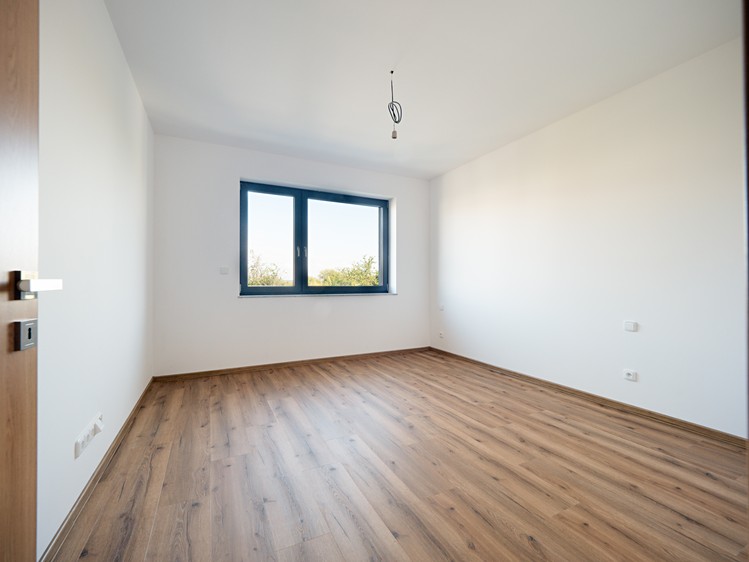 Prodej rodinného domu 191 m², pozemek 381 m² - foto 5