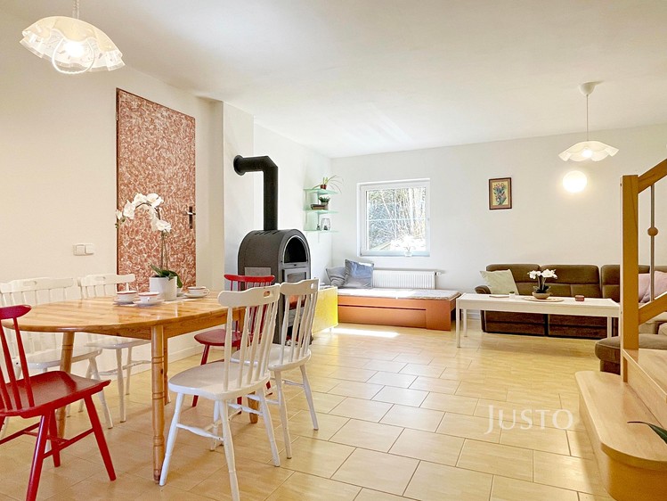 Prodej rodinného domu 98 m², pozemek 625 m² - foto 4