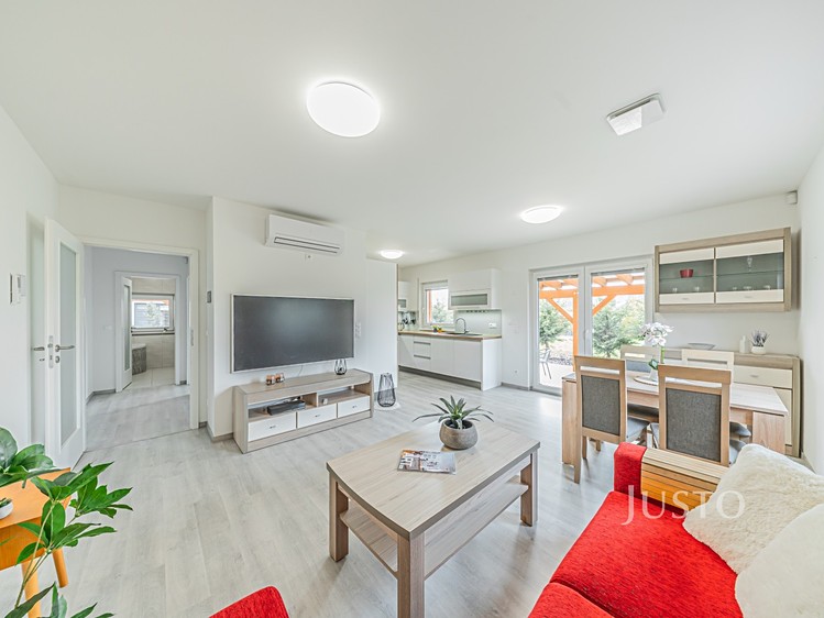 Prodej rodinného domu 83 m², pozemek 1 180 m² - foto 4