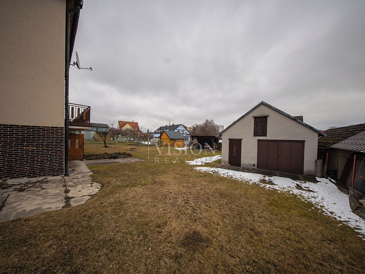 Prodej rodinného domu 150 m², pozemek 832 m² - foto 2
