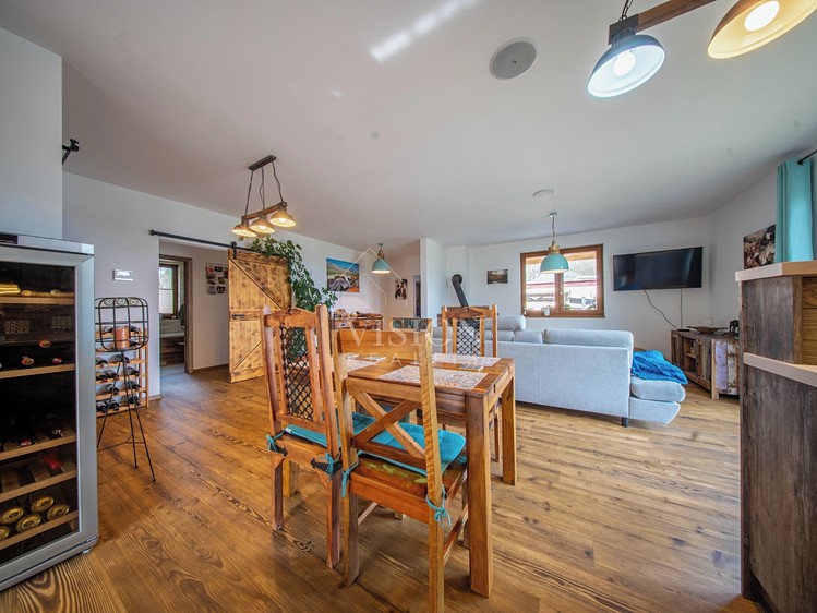 Prodej rodinného domu 142 m², pozemek 1 057 m² - foto 5