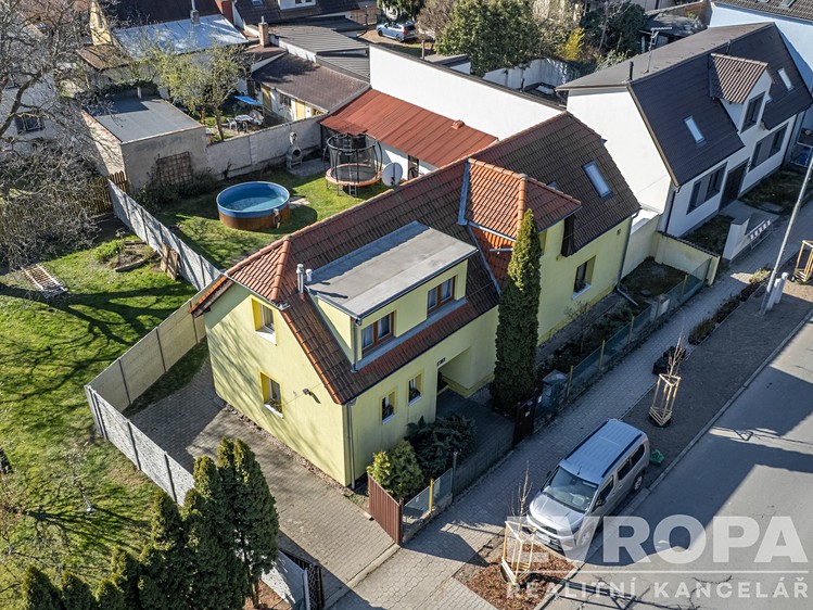 Prodej  rodinného domu 213 m², pozemek 508 m² - foto 4