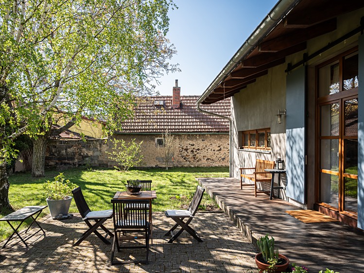 Prodej rodinného domu 238 m², pozemek 749 m² - foto 5