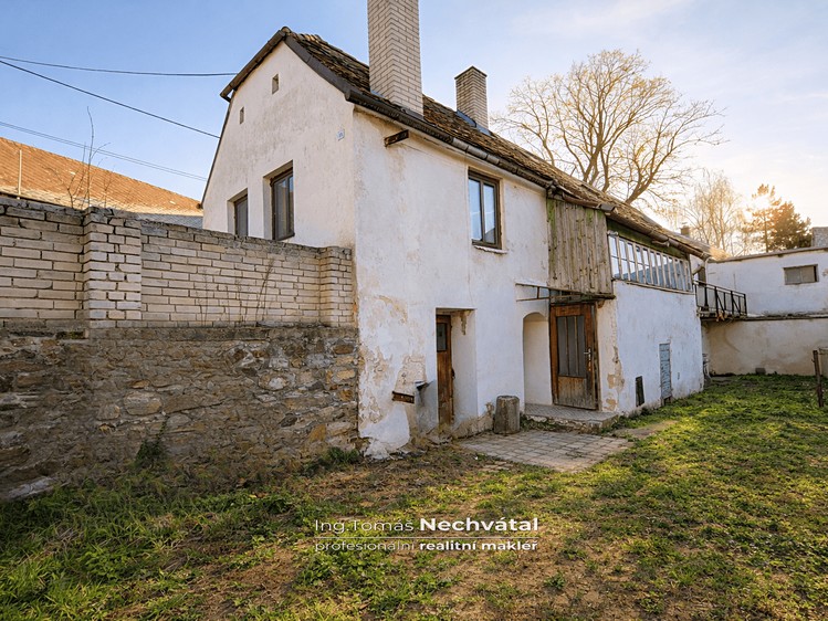 Prodej rodinného domu 82 m², pozemek 297 m² - foto 1