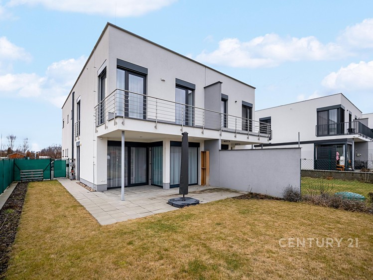 Prodej rodinného domu 172 m², pozemek 612 m² - foto 3