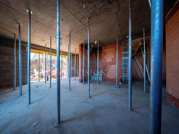 Prodej vícegeneračního domu 207 m², pozemek 401 m² - foto 4
