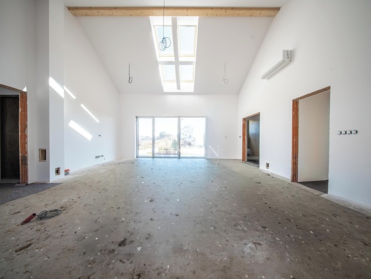 Prodej rodinného domu 147 m², pozemek 1 304 m² - foto 6