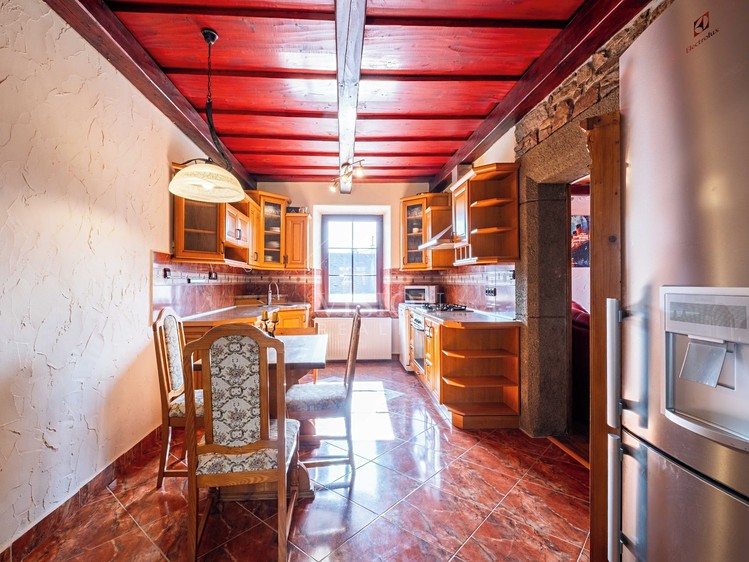 Prodej rodinného domu 130 m², pozemek 901 m² - foto 8