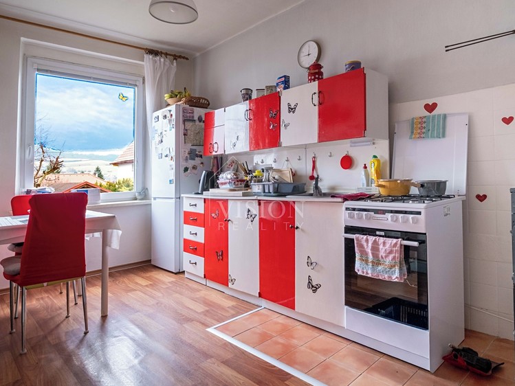 Prodej rodinného domu 120 m², pozemek 680 m² - foto 4