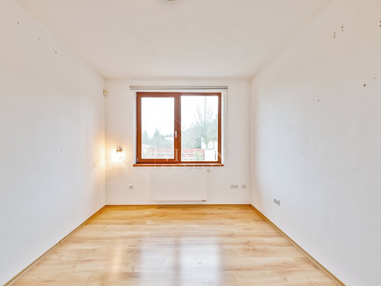 Prodej rodinného domu 140 m², pozemek 721 m² - foto 7