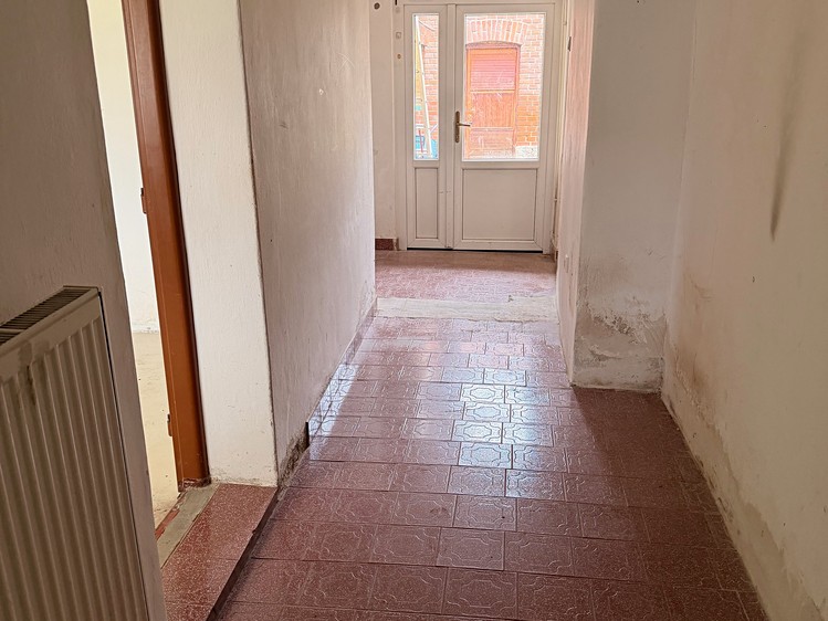 Prodej rodinného domu 90 m², pozemek 734 m² - foto 8