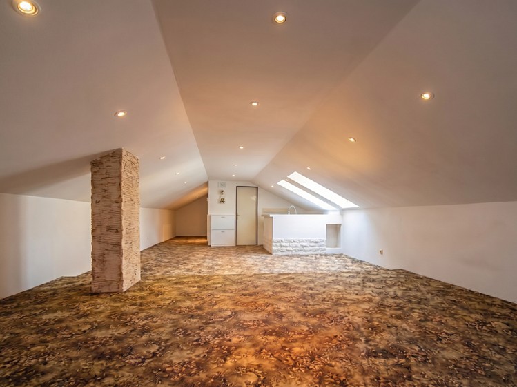Prodej rodinného domu 170 m², pozemek 347 m² - foto 6