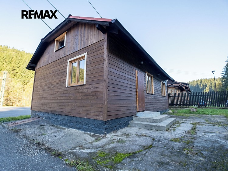 Prodej chaty 115 m², pozemek 407 m² - foto 1