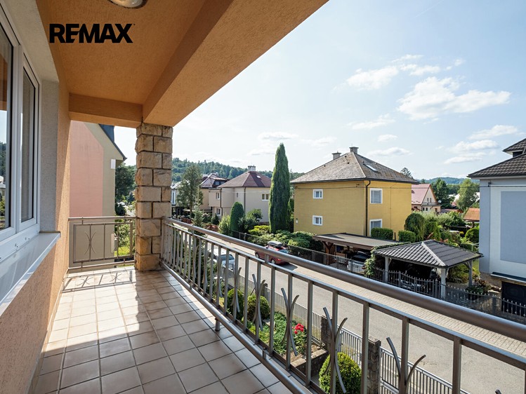 Prodej rodinného domu 180 m², pozemek 800 m² - foto 3